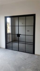 Porta in vetro Garofoli - Progetto reale